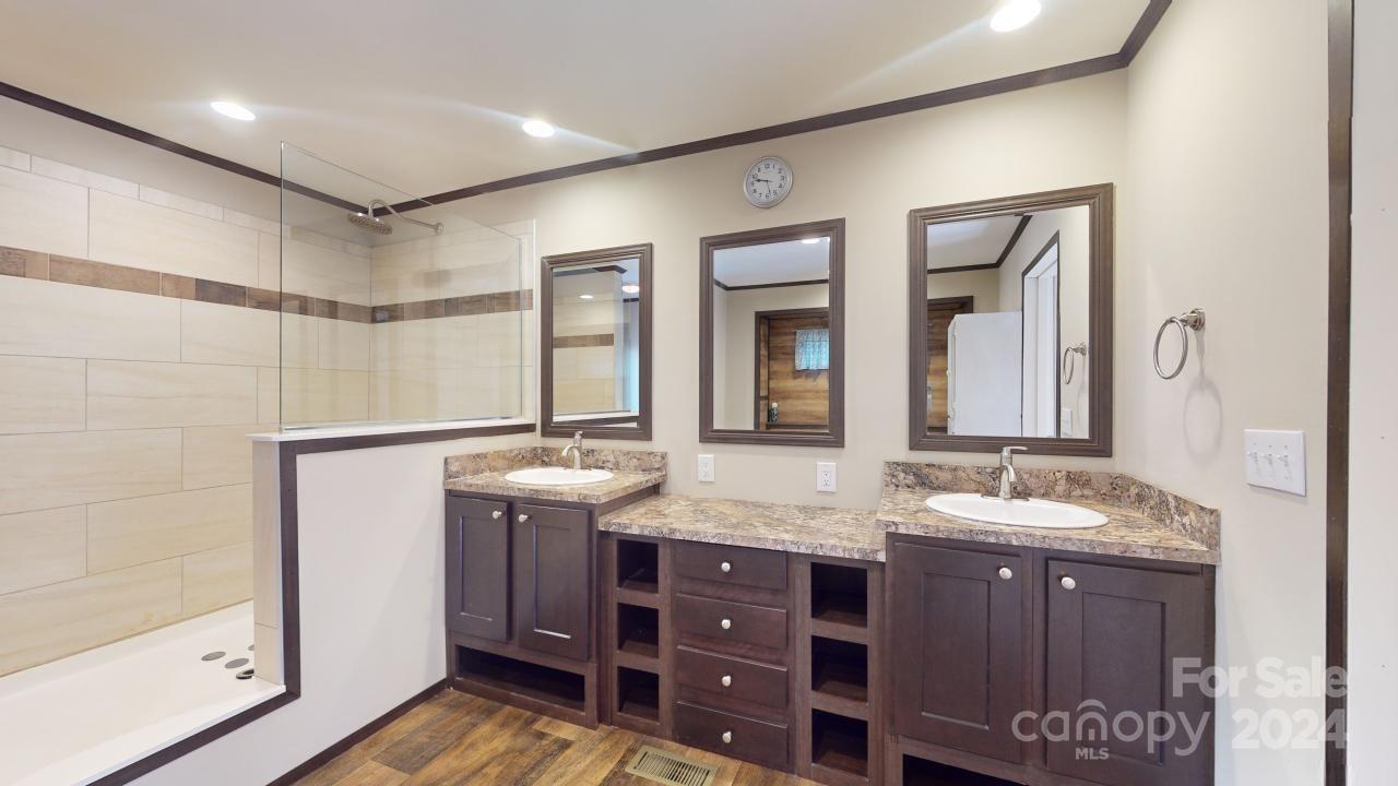 Sharon Chase - Residential