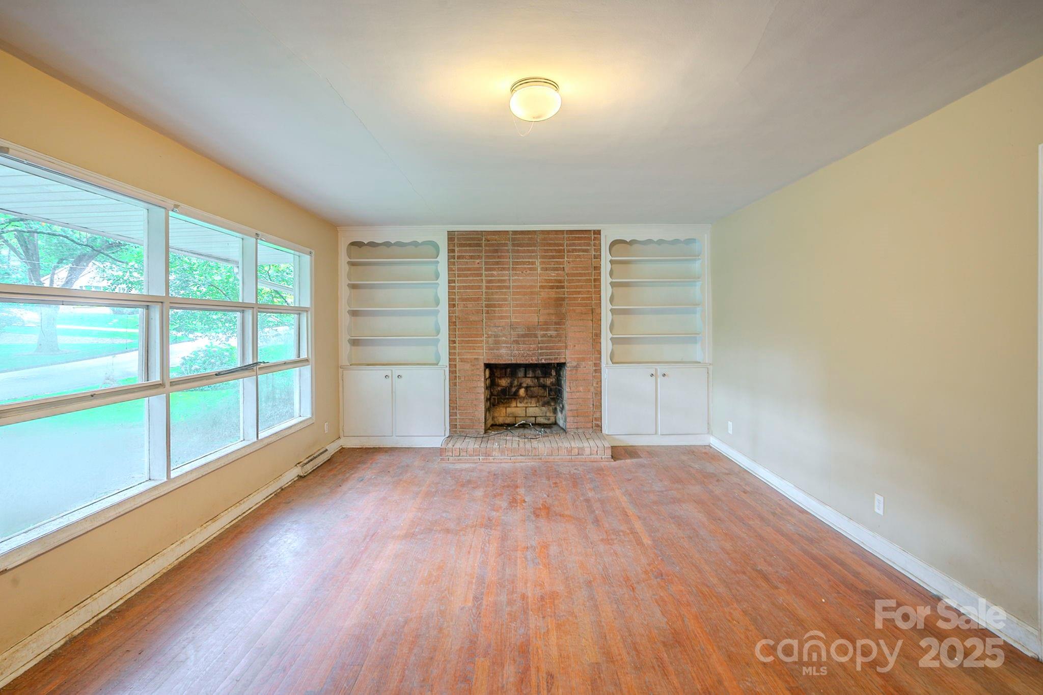 1332 Midwood Drive