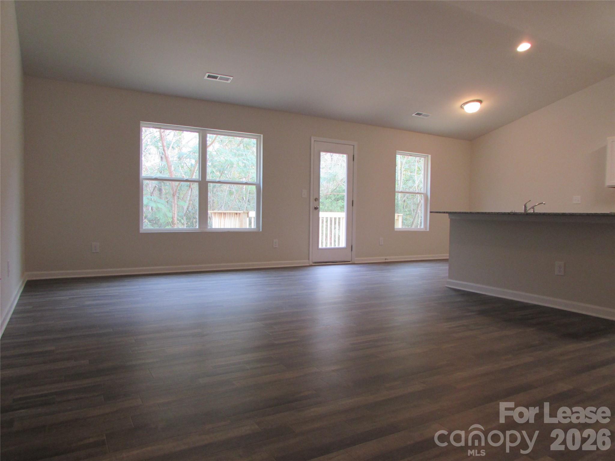 1385 Amberlight Circle