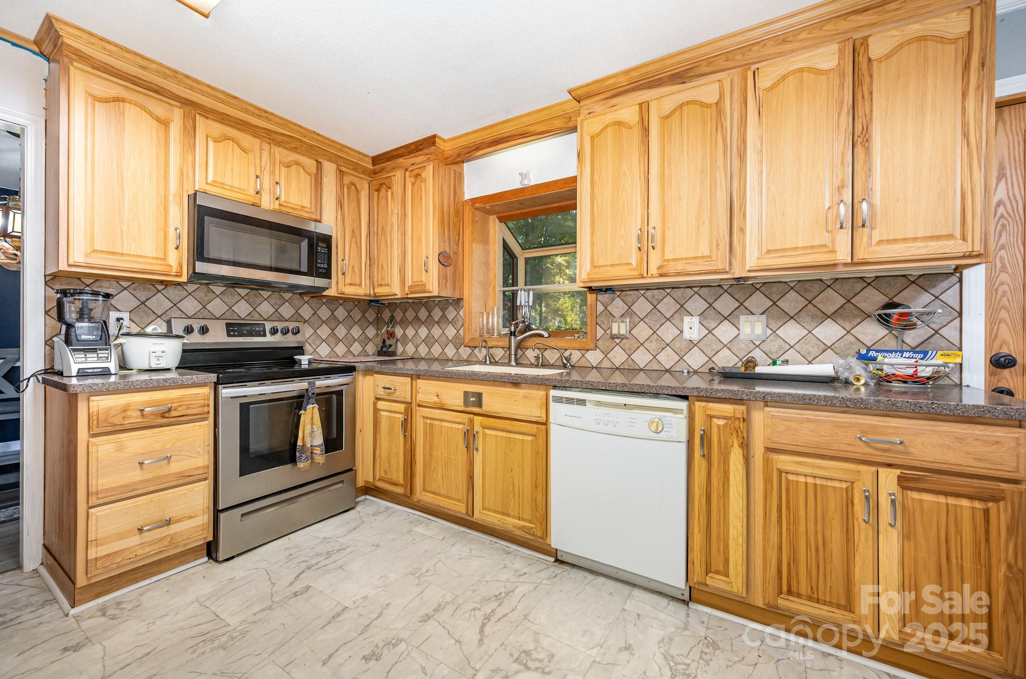 5772 Gettysburg Drive NW