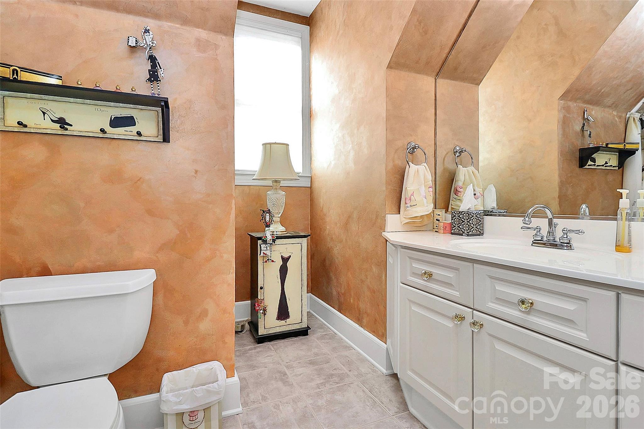 Canterbury Hill - Residential