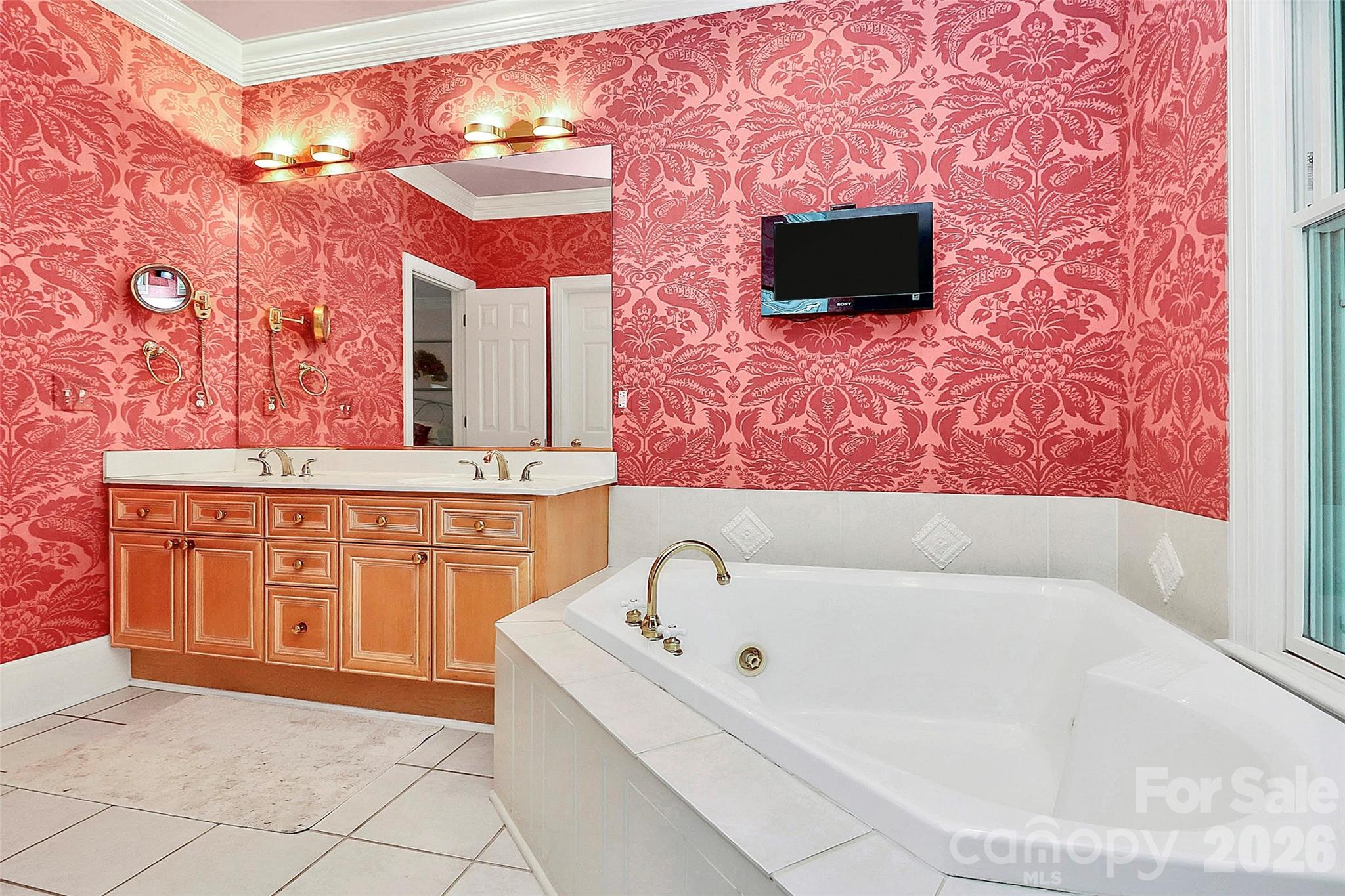 Canterbury Hill - Residential