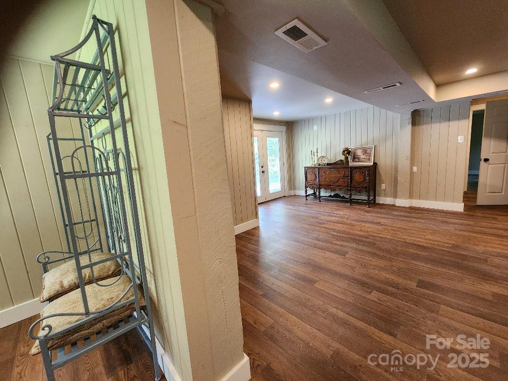 283 Robin Drive