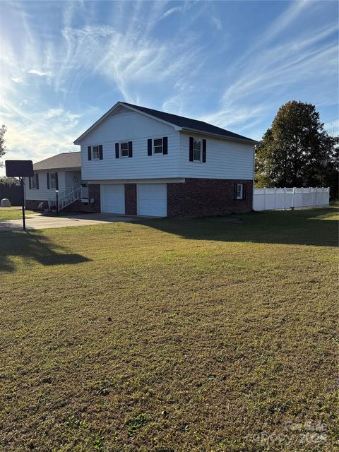 158 Polk Road Ellenboro NC 28040