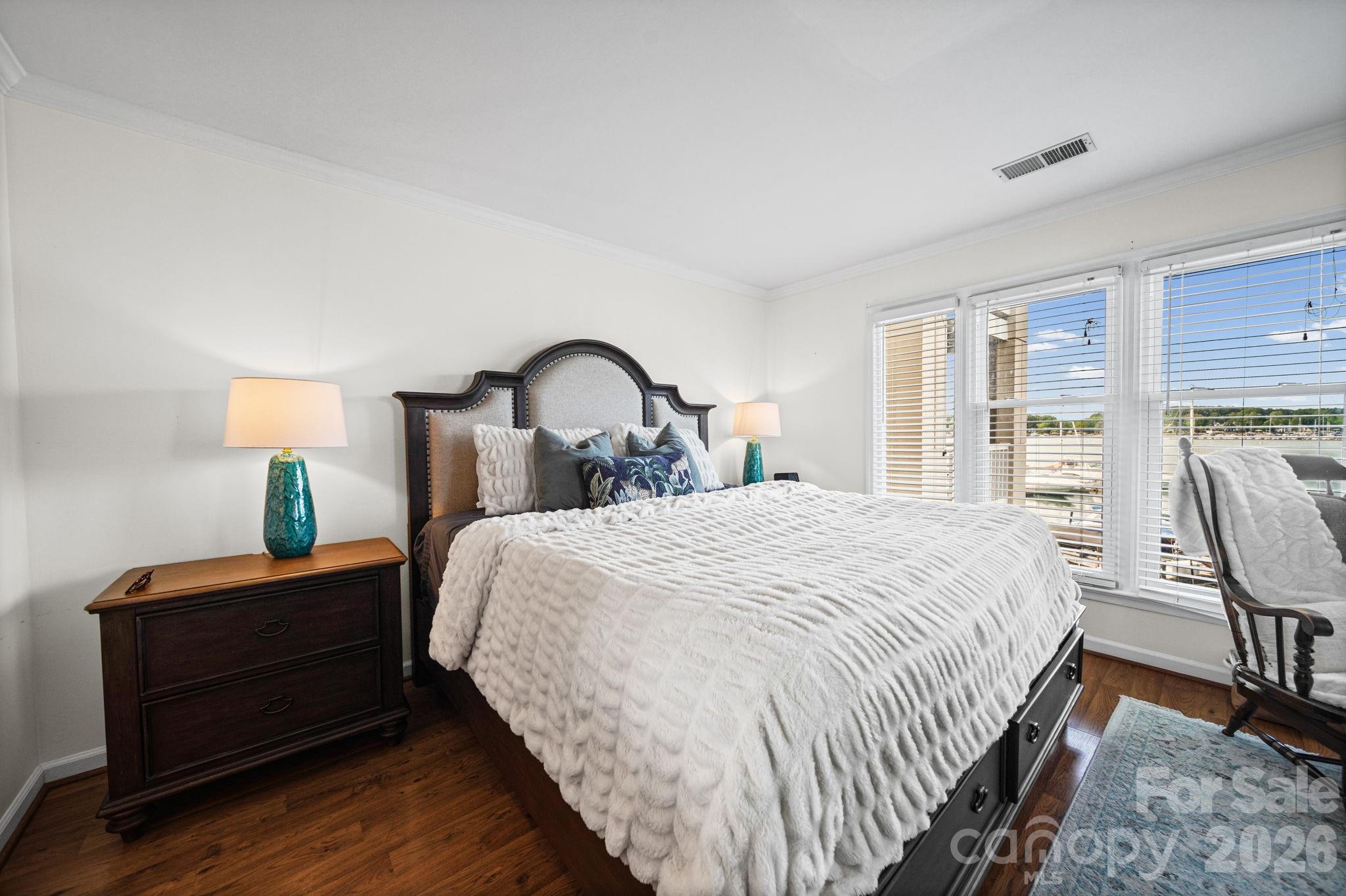 Vineyard Point - Residential