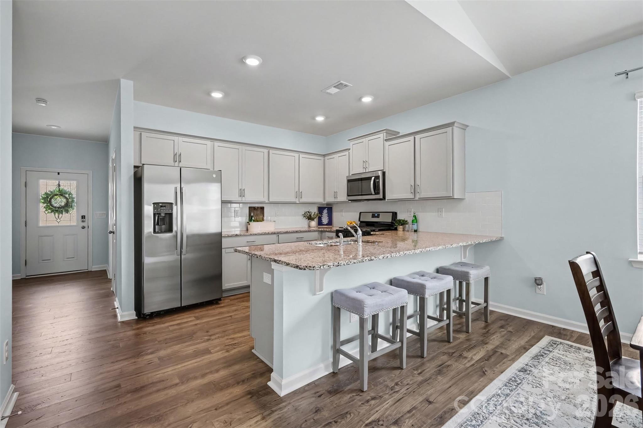 7594 Stonehouse Drive