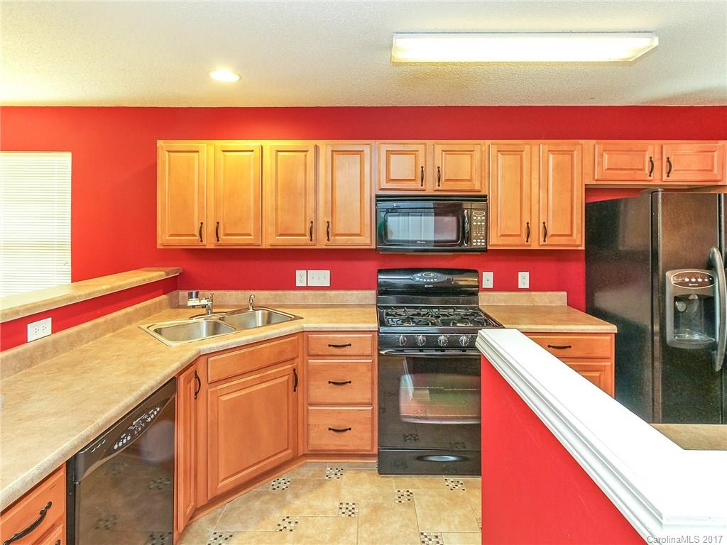 Old Stone Crossing - Residential