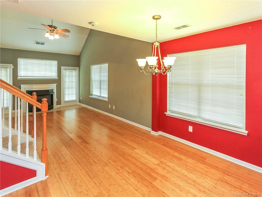 Old Stone Crossing - Residential