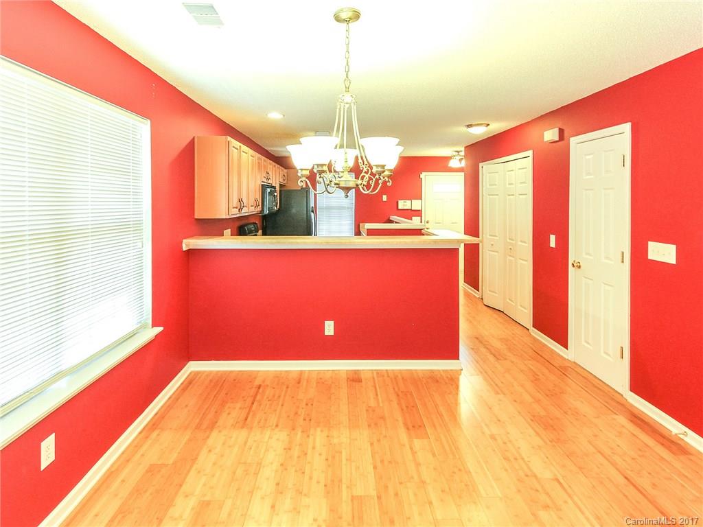 Old Stone Crossing - Residential