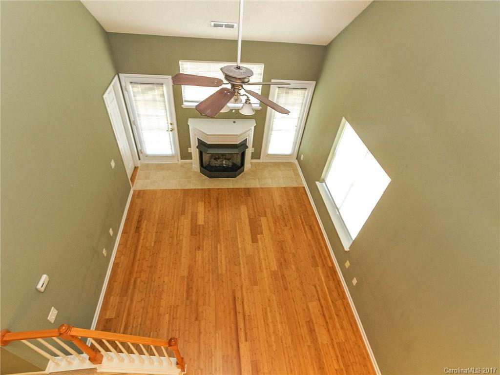 Old Stone Crossing - Residential