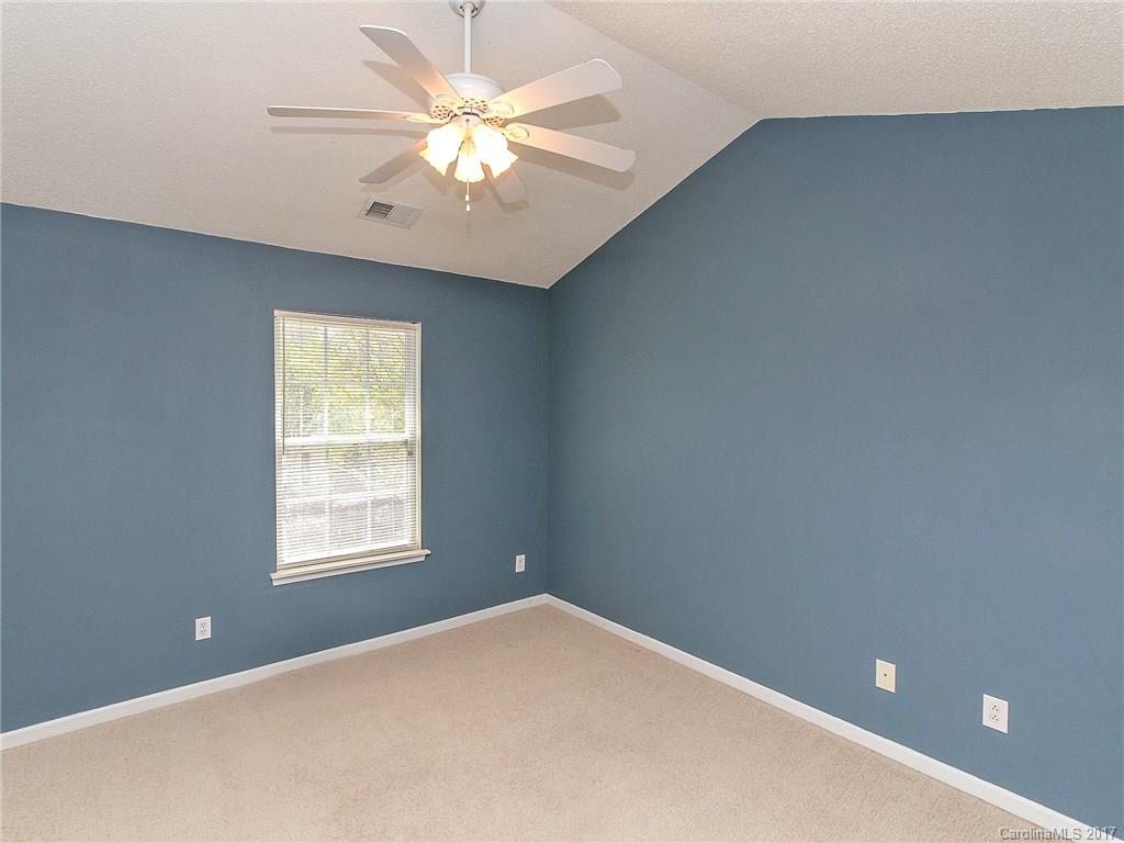 Old Stone Crossing - Residential