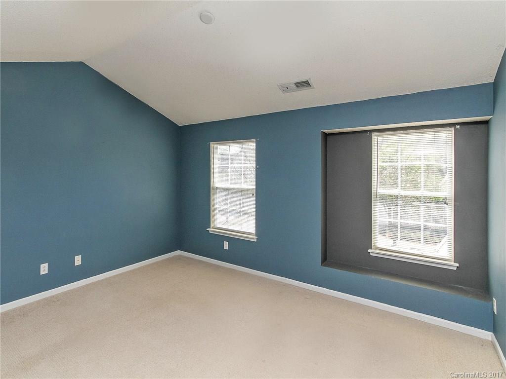 Old Stone Crossing - Residential