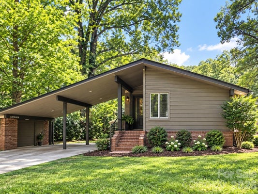 103 BROOKWOOD DR, TRYON, NC 28782 - Image 0a21e4d6ae370cc3061491b0c853b7ea/2104639512
