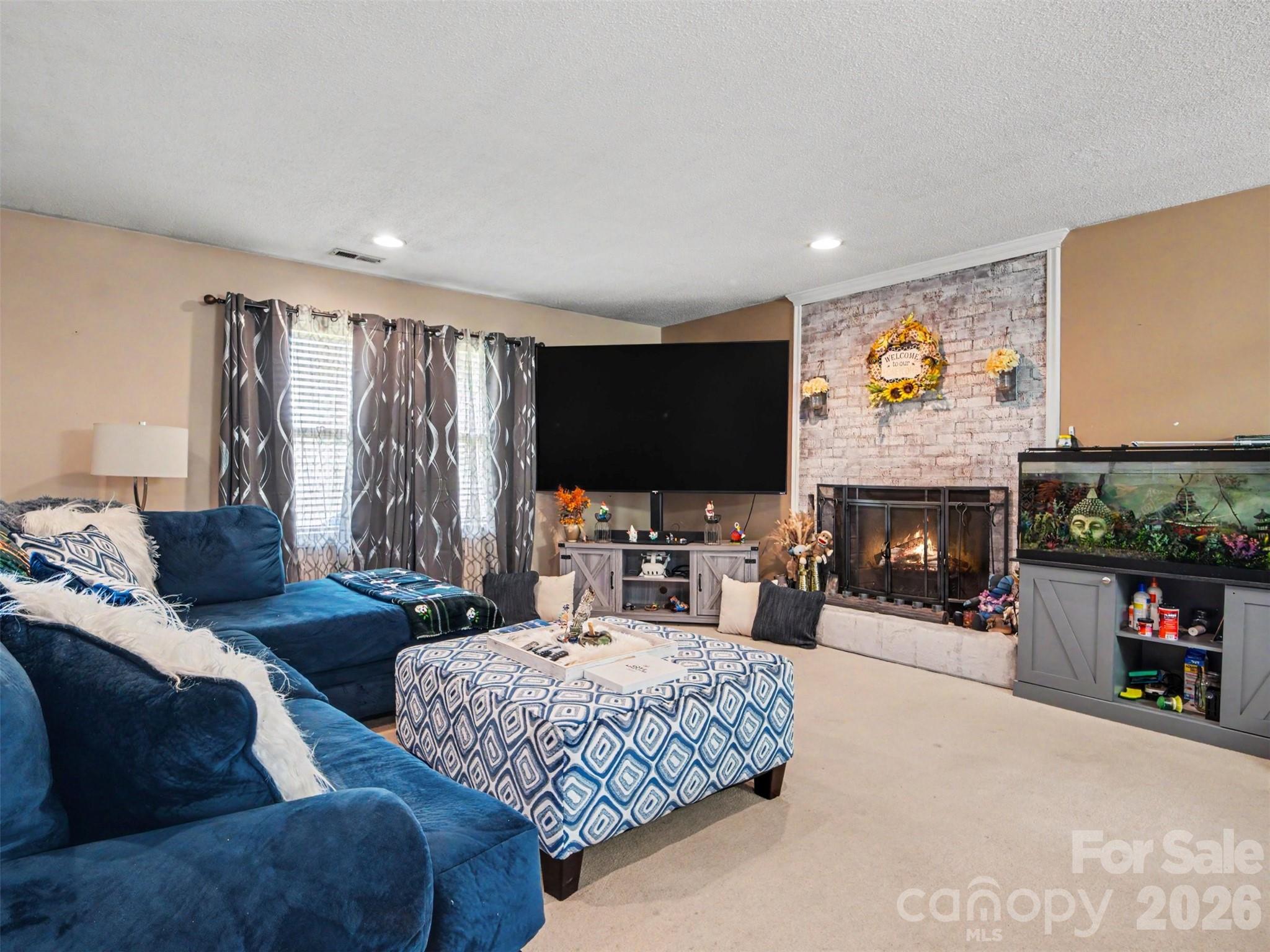888 Sunbeam Drive