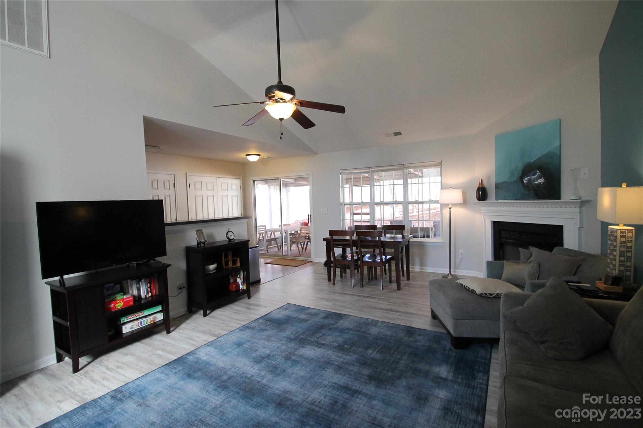 Longview Oaks - Residential Lease