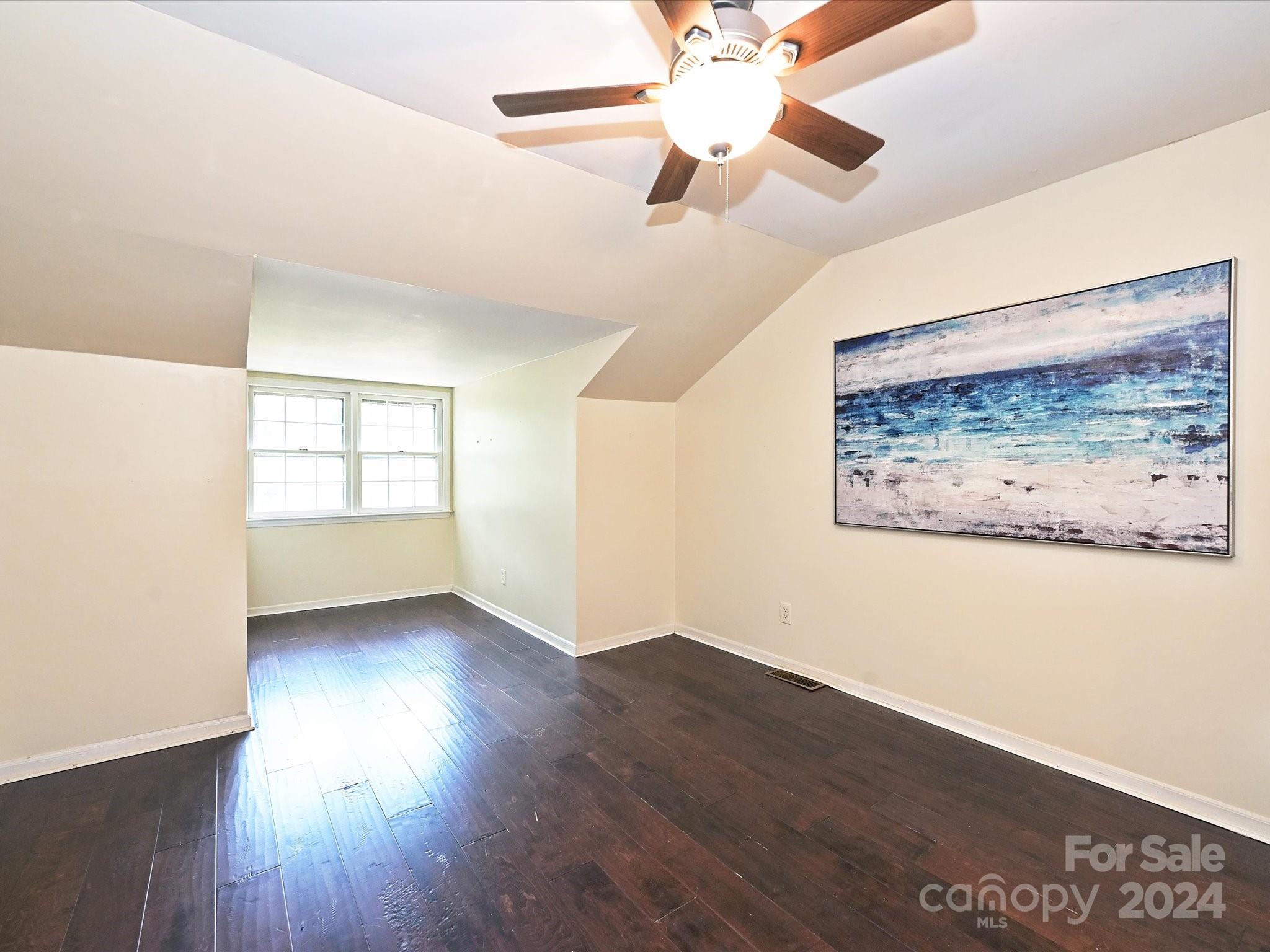 Renaissance On Carmel - Residential