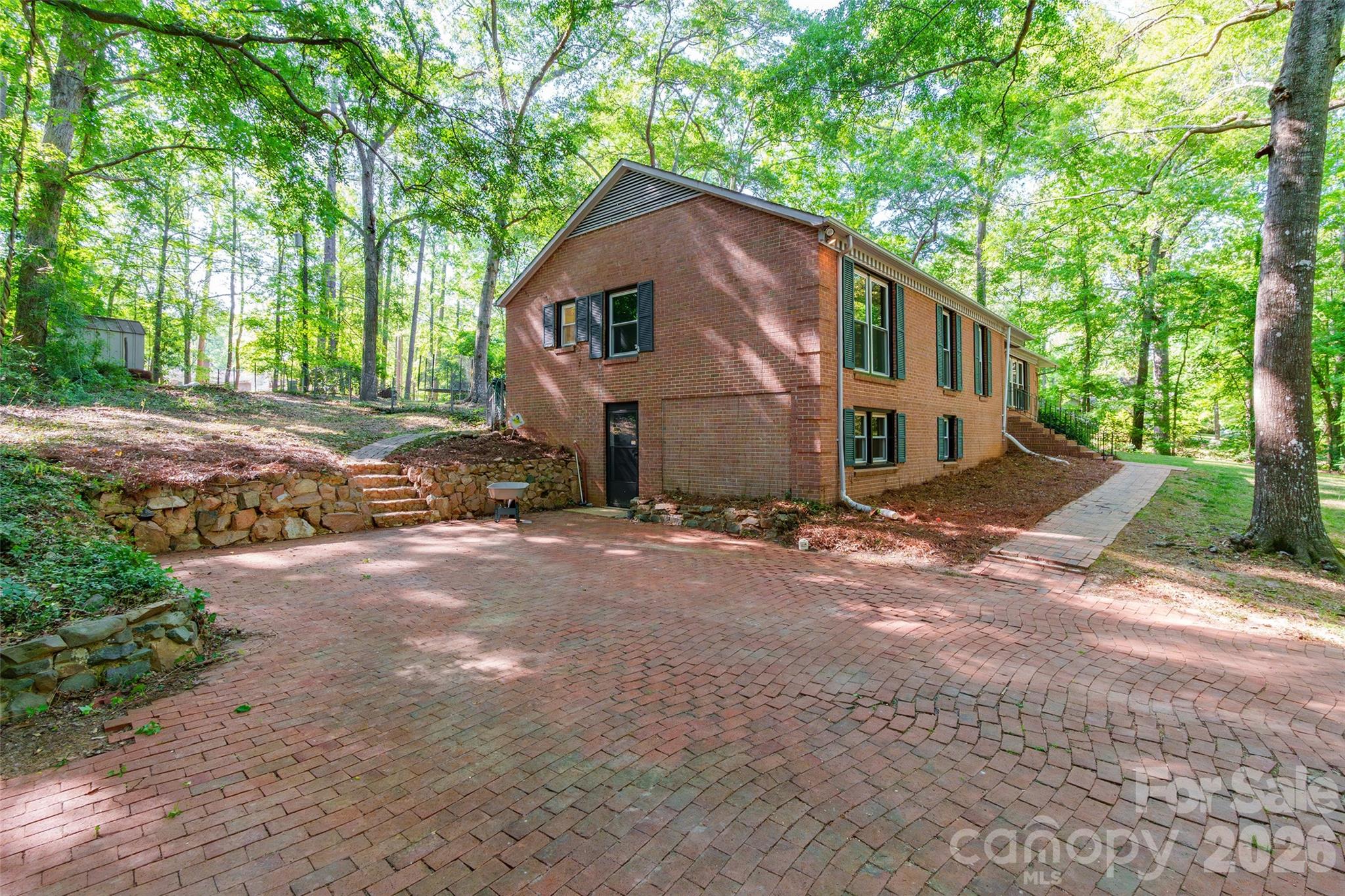 Forest Hills - Residential