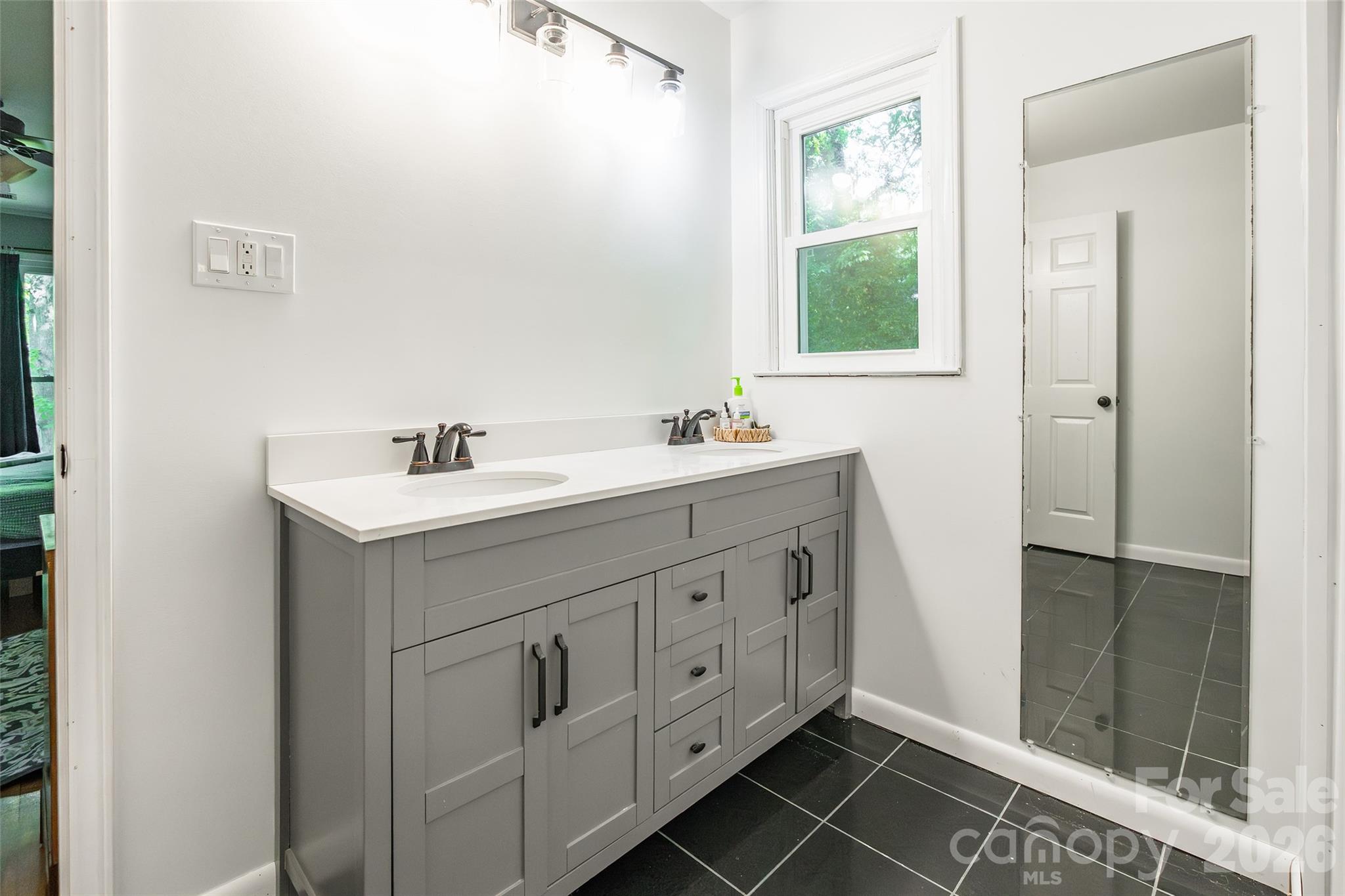 Forest Hills - Residential