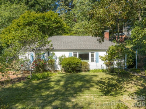 Photo of 28 Arthur Road, Asheville, NC 28806 (MLS # 4418167)