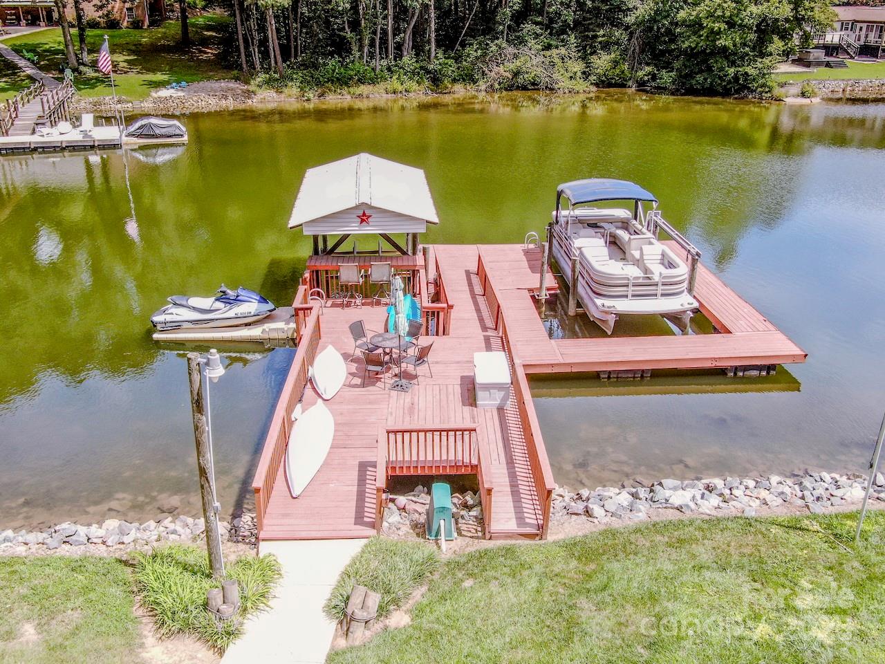 4028 Mcgee Point Road