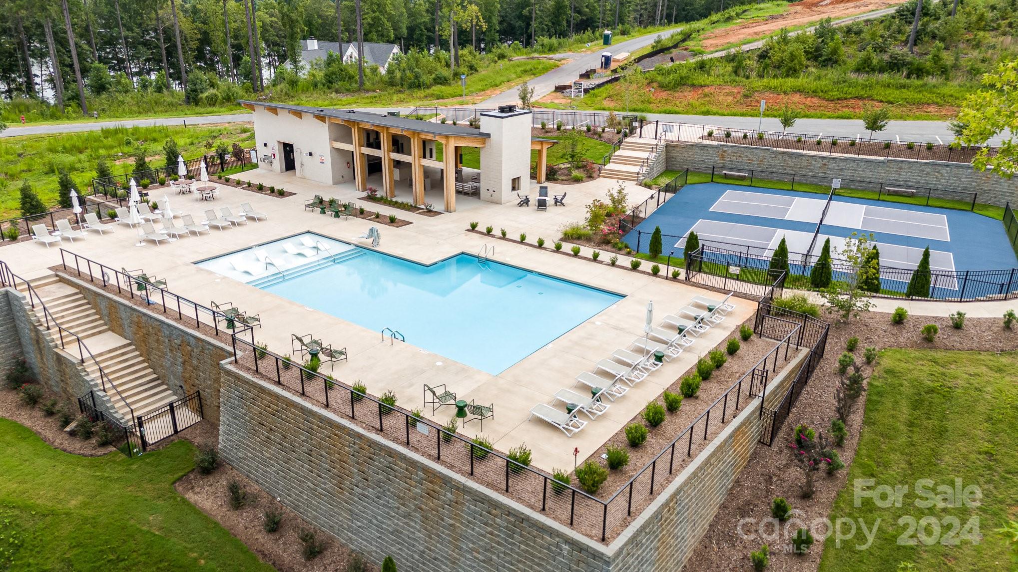 Lakeside Reserve - Land