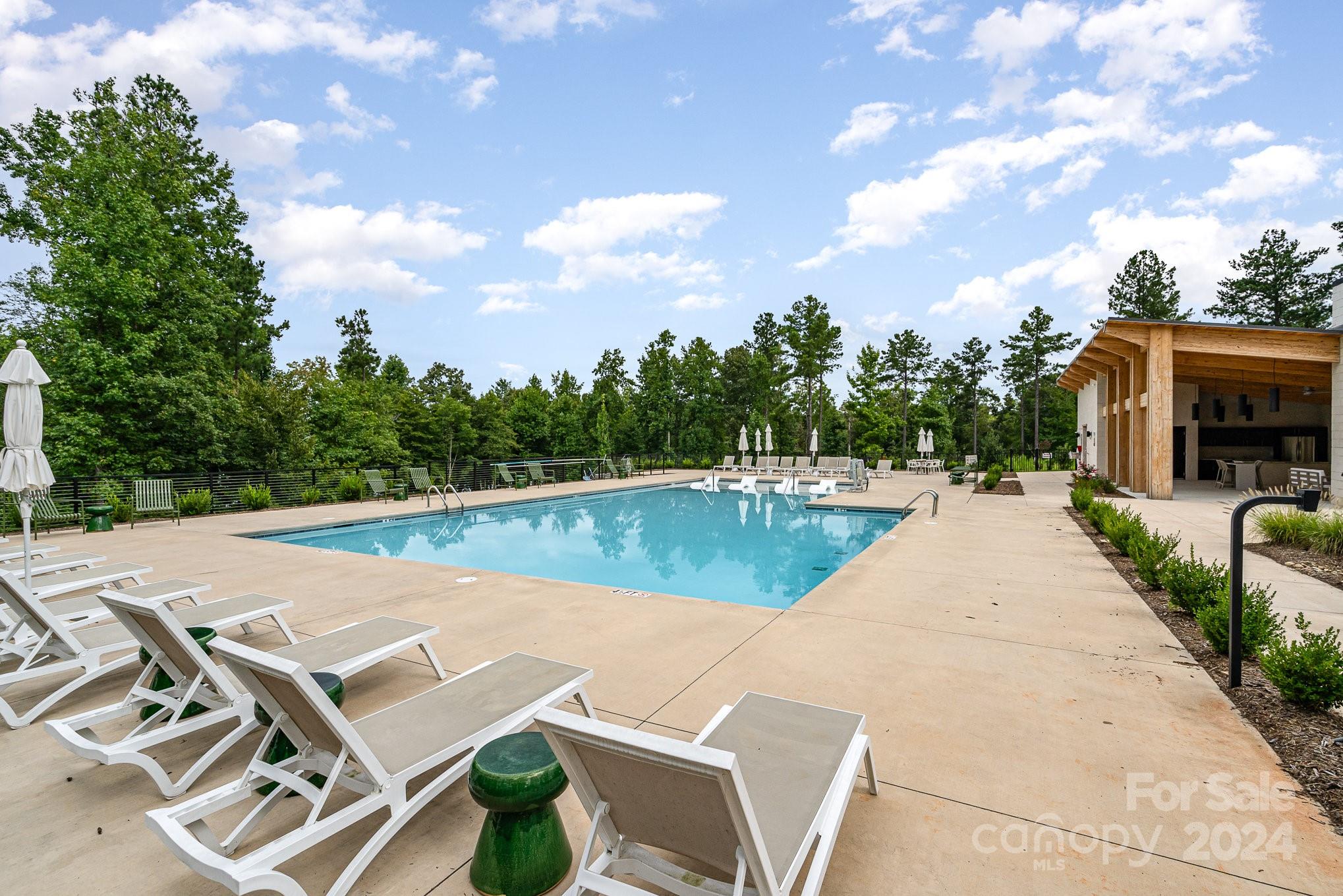 Lakeside Reserve - Land