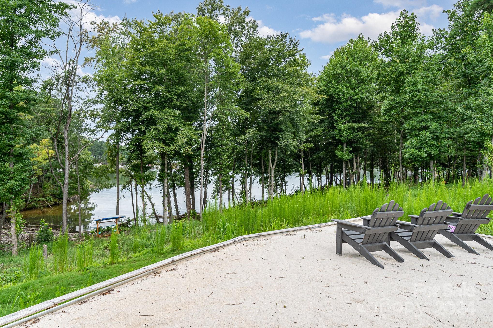 Lakeside Reserve - Land