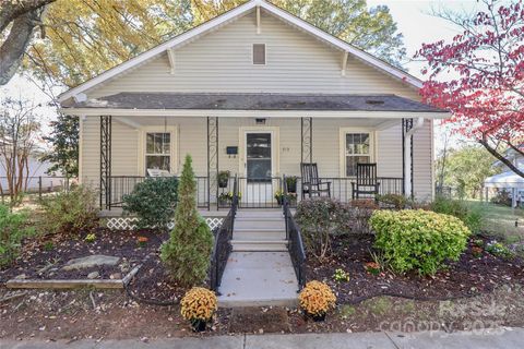 313 Dingler Avenue Mooresville NC 28115