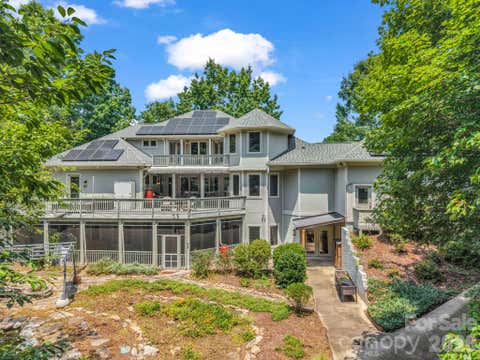Photo of 556 Quail Ridge Boulevard, Lake Lure, NC 28746 (MLS # 4411972)