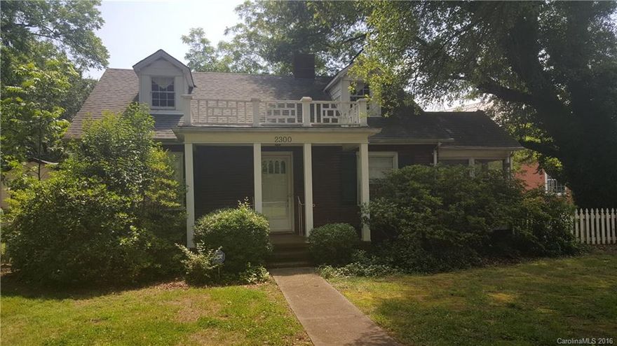 Excellent opportunity in Plaza Midwood, minutes to downtown! This home has great potential for either buyers looking for a project, or for investors! Located on quiet street with numerous other updated homes. This is your chance to get into Midwood at an affordable price!