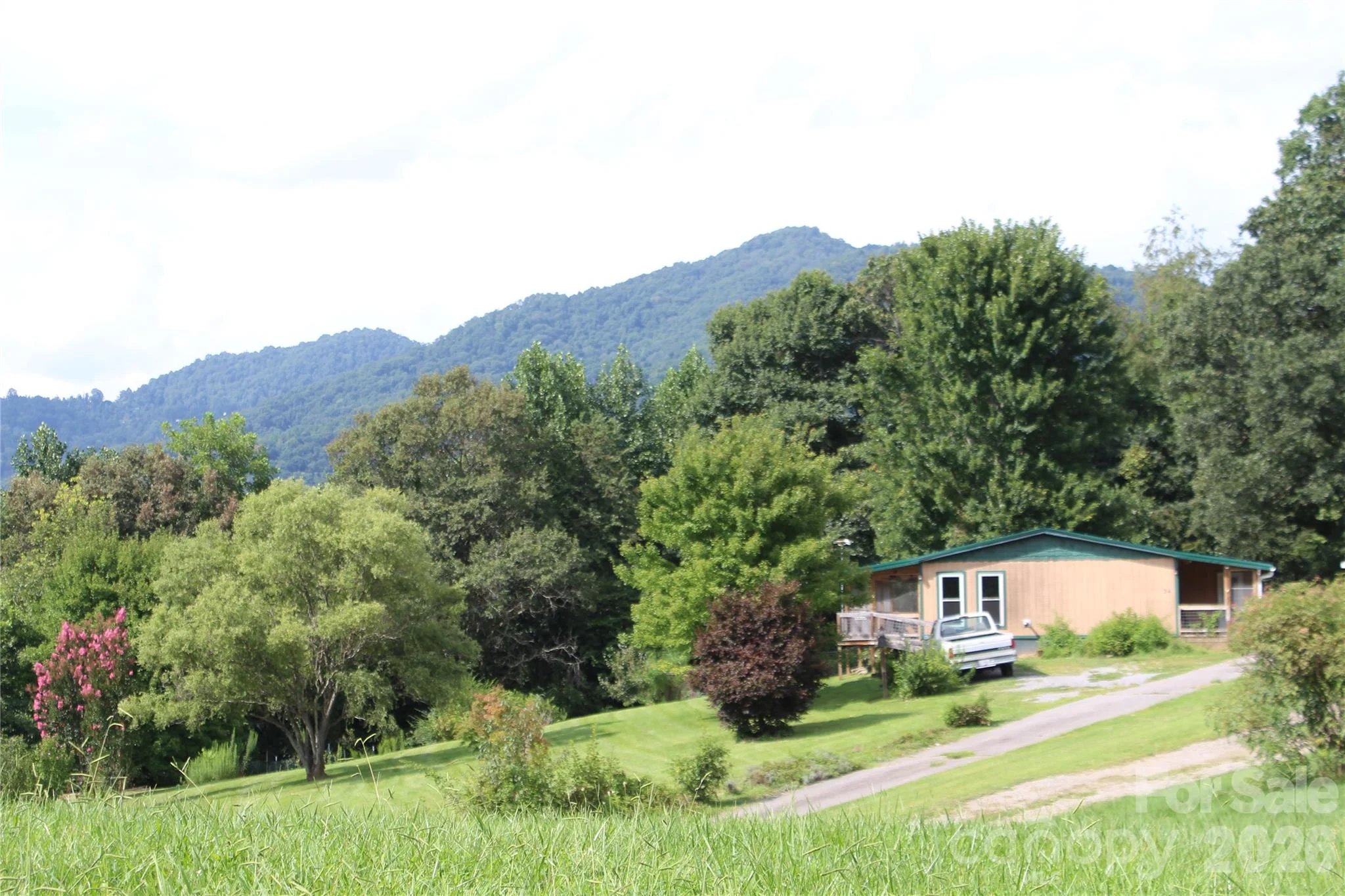 24 Karis Lane, Clyde, NC, 28721