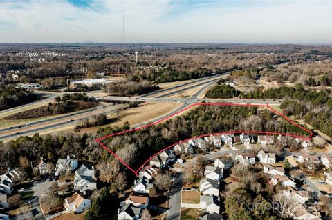 Photo of 0 Reedy Creek Road, Charlotte, NC 28215 (MLS # 4329940)