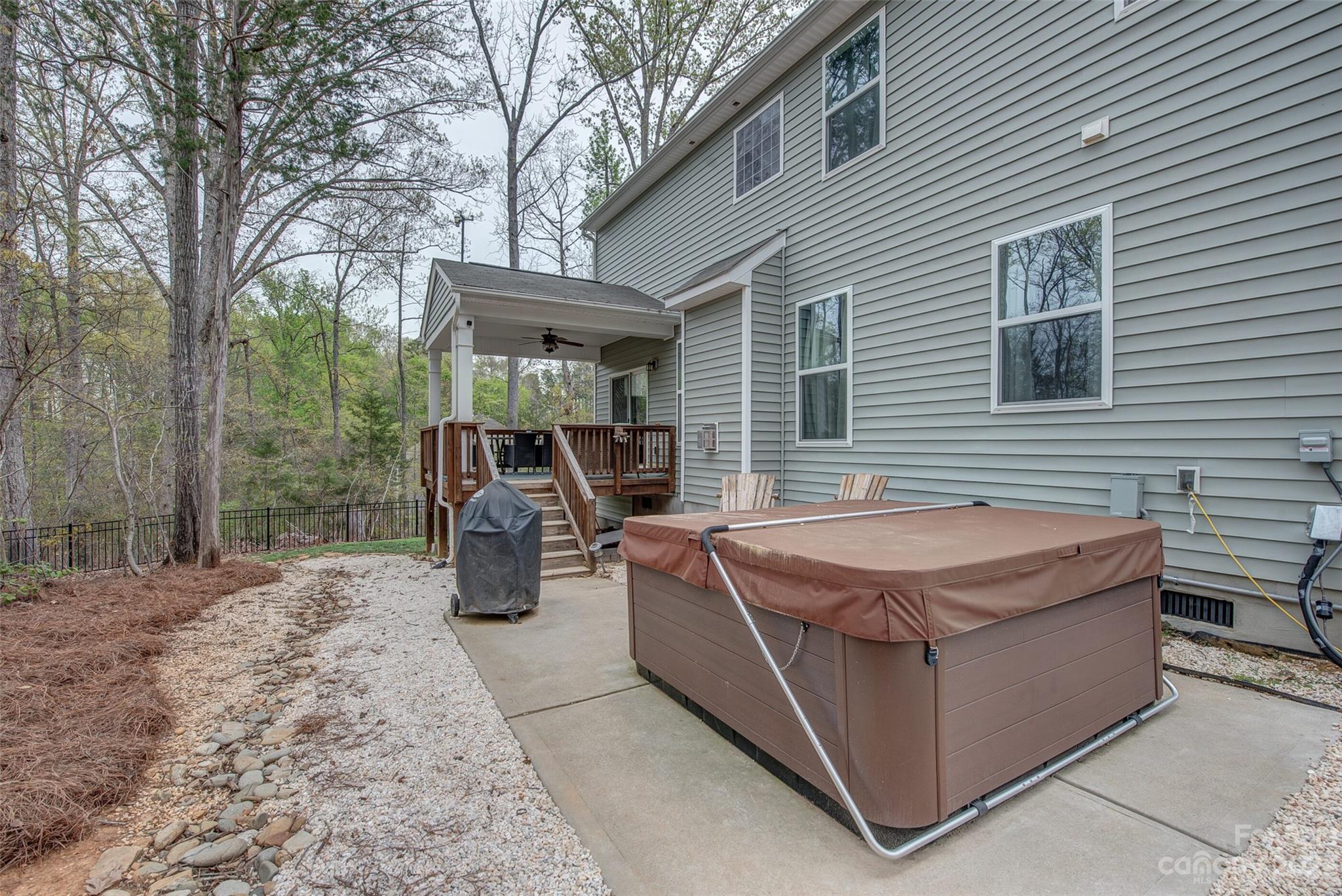 Somerset At Autumn Cove - Residential