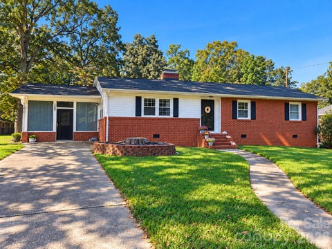 Photo of 127 Freeman Street, Rutherfordton, NC 28139 (MLS # 4432360)