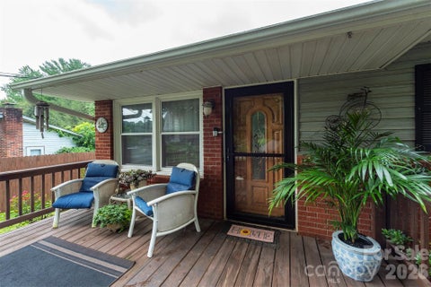 Photo of 424 Lower Grassy Branch Road, Asheville, NC 28805 (MLS # 4403617)