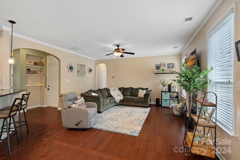 Single Family Residence in Concord NC 3193 Helmsley Court 14.jpg