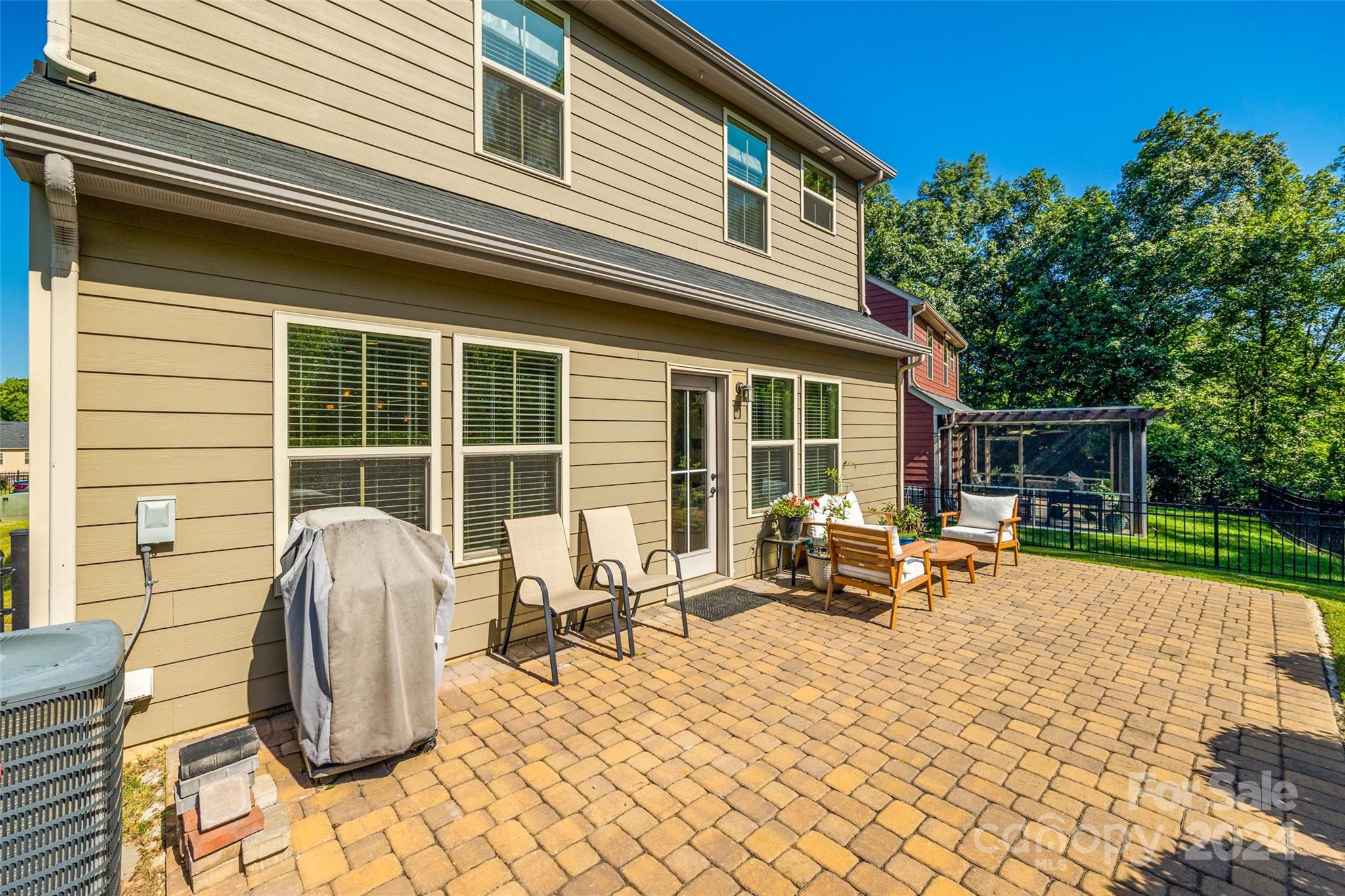 Bryant Park - Residential