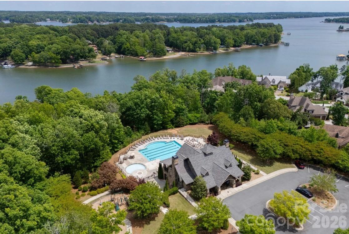 The Pinnacle at Handsmill - Residential