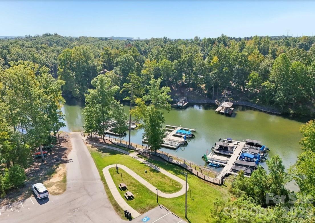 The Pinnacle at Handsmill - Residential