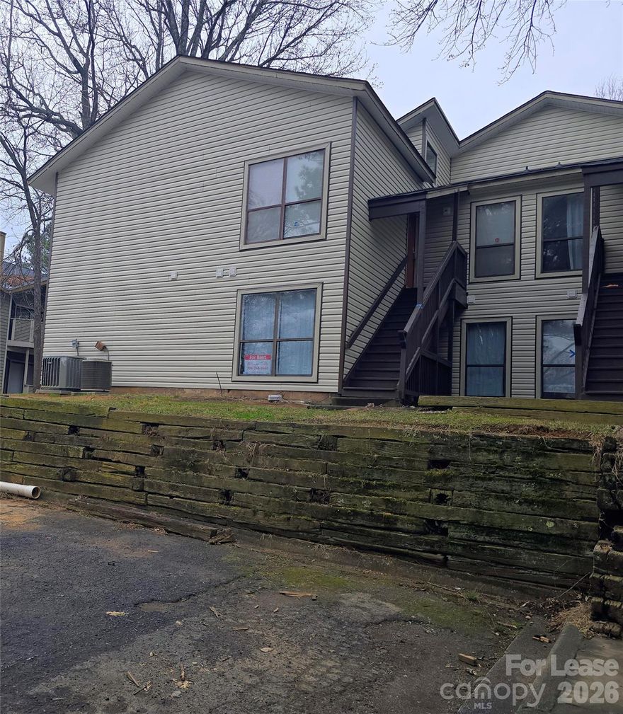 Welcome home to Sharon Chase! This main-level condo just 15 minutes from Uptown has 3 bedrooms, 2 full bathrooms, and a woodburning fireplace in the living room to relax and enjoy cozy days/nights. Freshly painted, new LVP Flooring, open floor plan and split bedroom plan. Close to shopping, restaurants, the University, dog parks and conveniently located near NoDa and Plaza Midwood. This condo is waiting for you in the rapidly growing East Charlotte area. Move-in Ready! Apply online today.