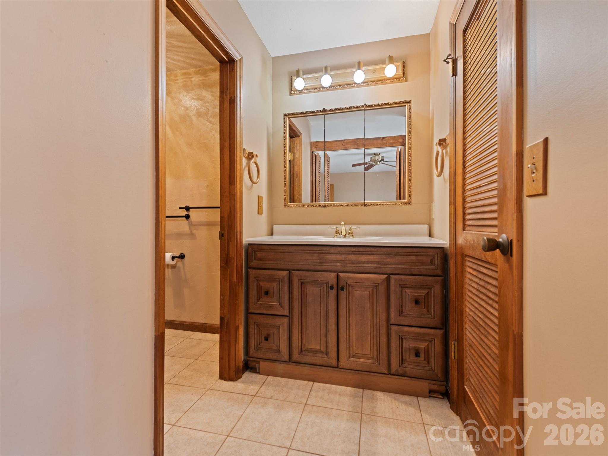 Cedarwood Villas - Residential