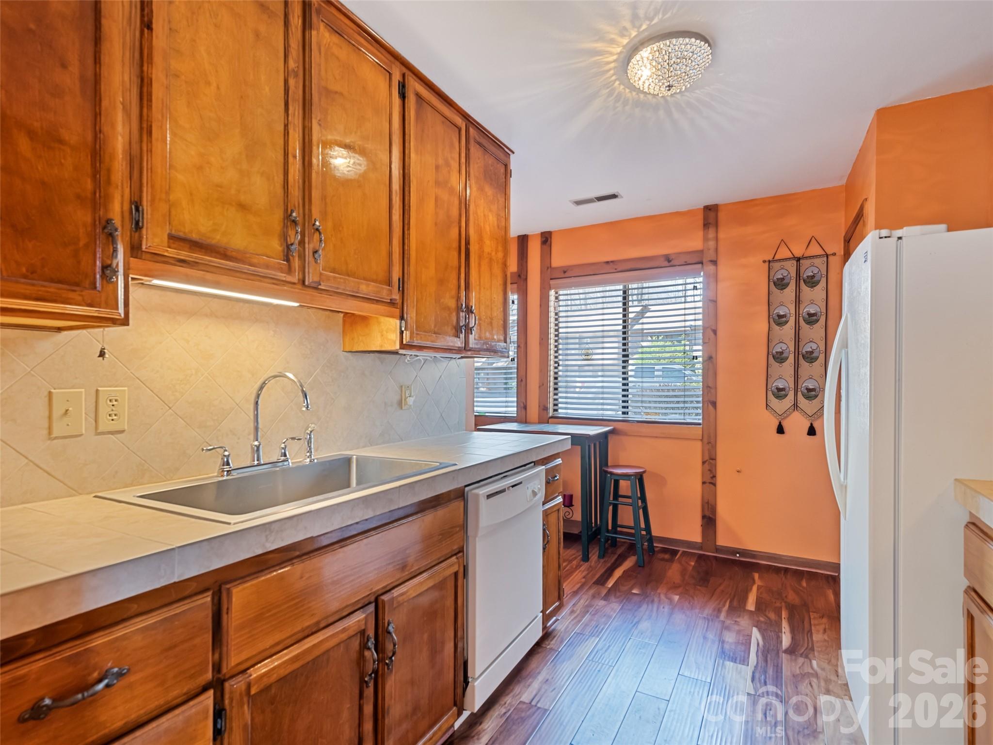 Cedarwood Villas - Residential