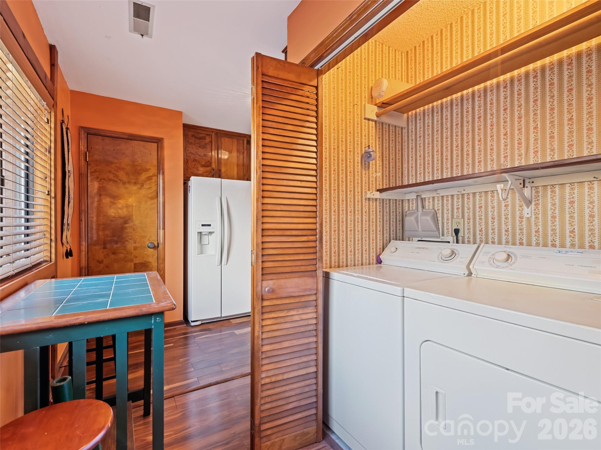 Cedarwood Villas - Residential