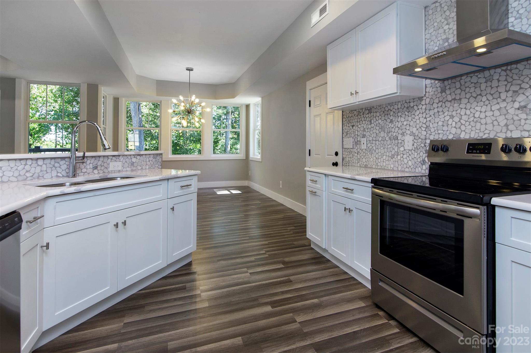 Stoney Pointe - Residential