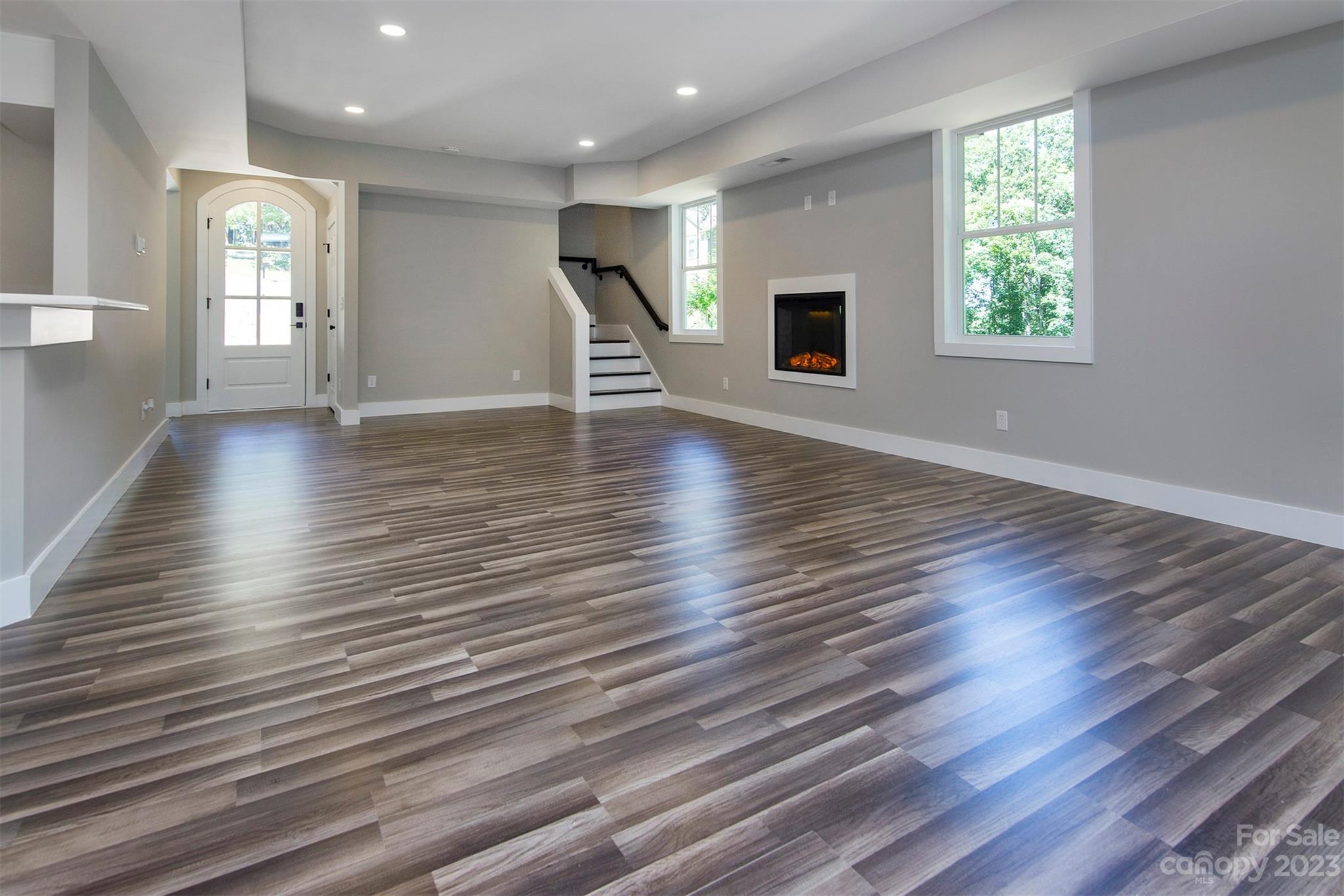 Stoney Pointe - Residential