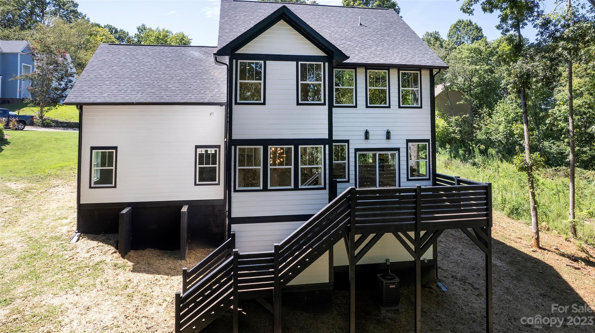 Stoney Pointe - Residential