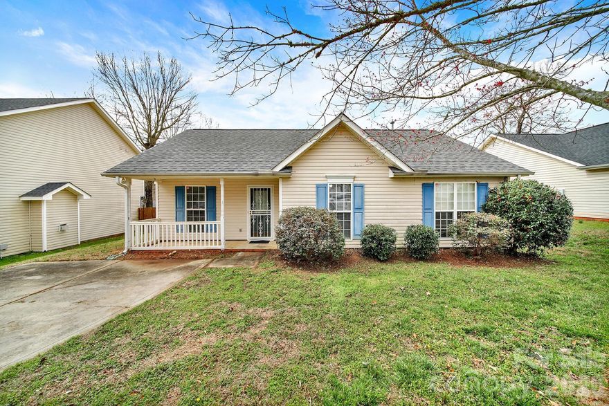 Opportunity knocks with this 3-bedroom, 2-bath home in a location that’s hard to beat, just minutes from Winthrop, Downtown Rock Hill, and Piedmont Hospital. With some cosmetic TLC and new flooring, there is plenty of room to add value. The layout is solid, whether you’re looking for a long-term rental, or your own place to put your touch on. Out back, you’ll find a flat yard with a storage building that would be easy to fence and simple to maintain. Also the neighborhood has low HOA fees! Come snag this opportunity