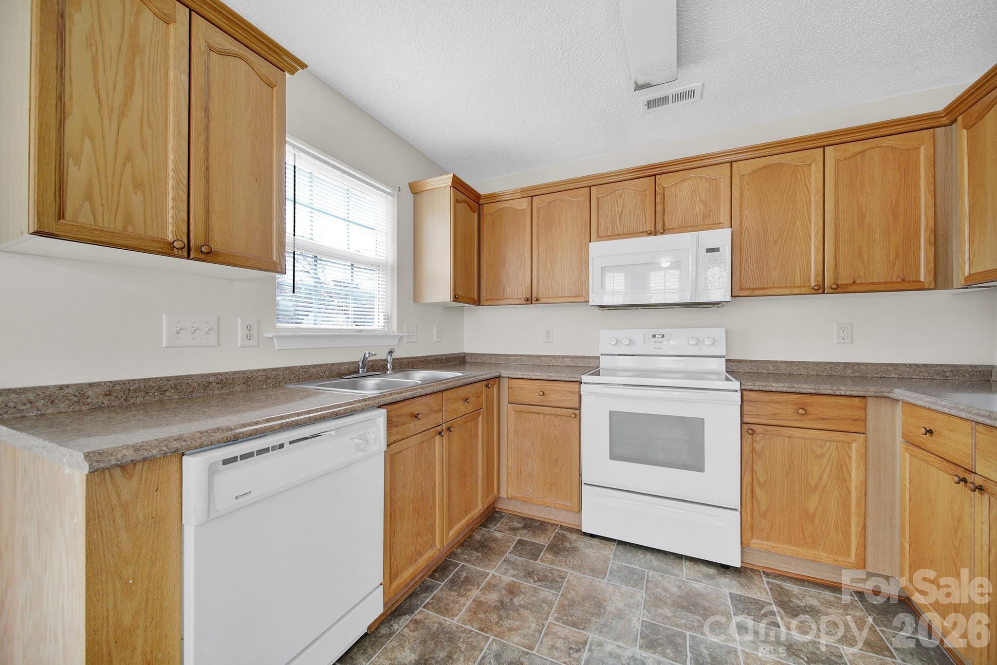 Longview Oaks - Residential