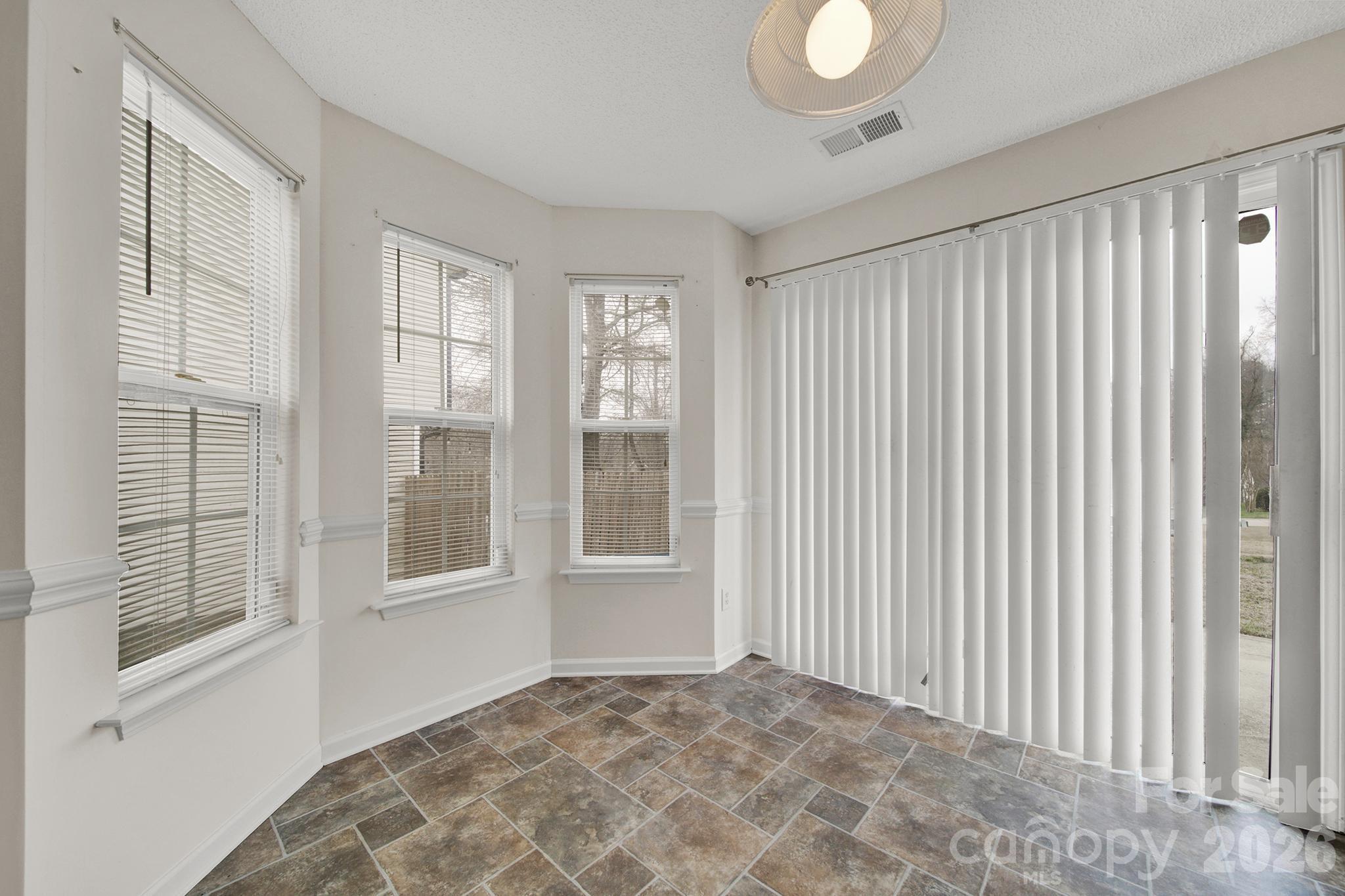 Longview Oaks - Residential