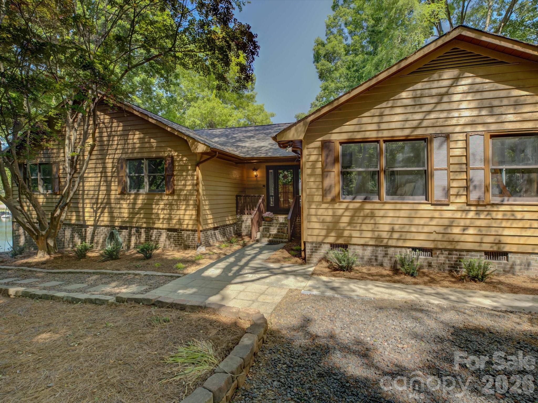 3940 Sandy Point Drive